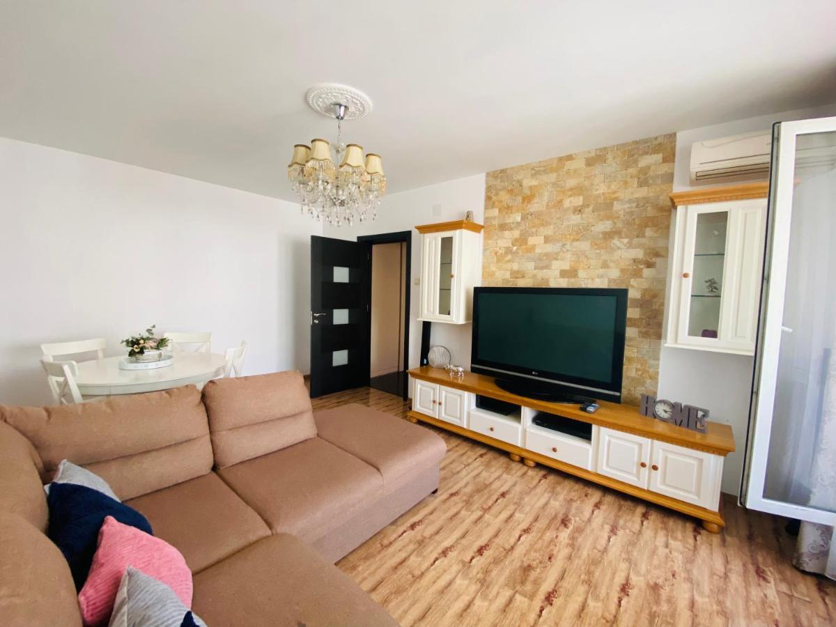 Apartament Naty Lejlighed Bukarest Eksteriør billede